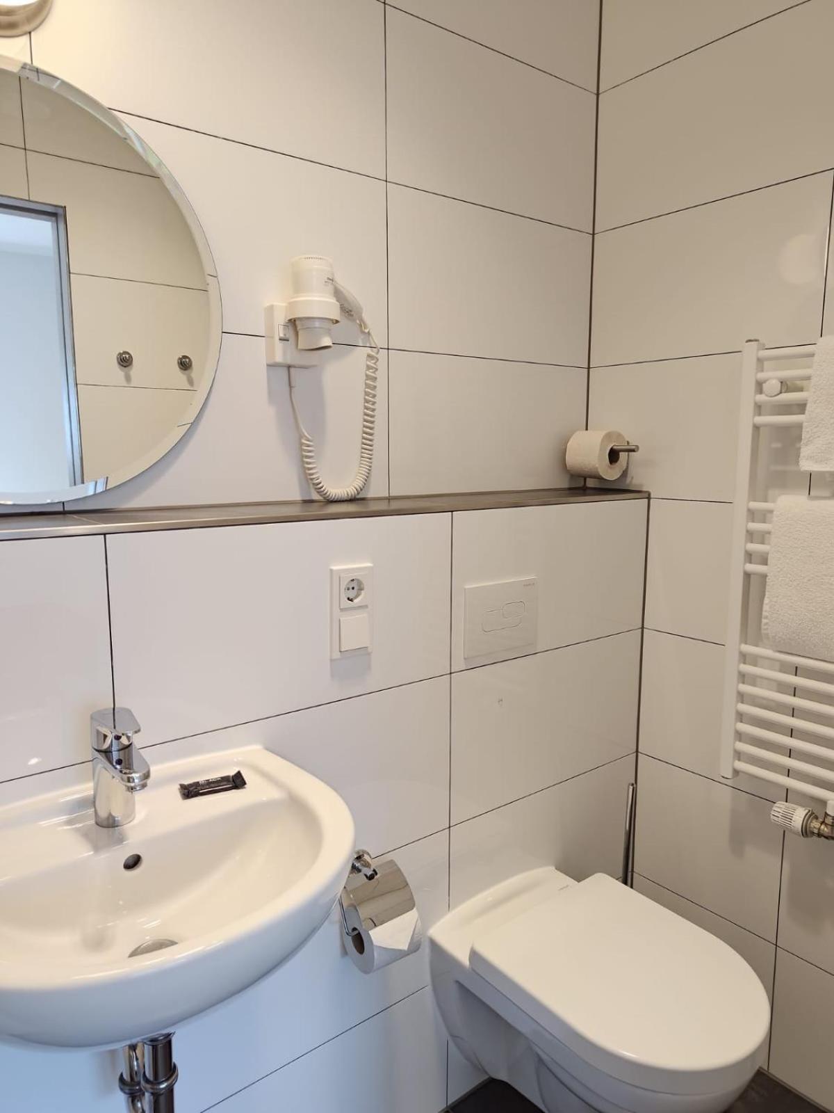 Minsu Hotel Mülheim an der Ruhr Eksteriør billede