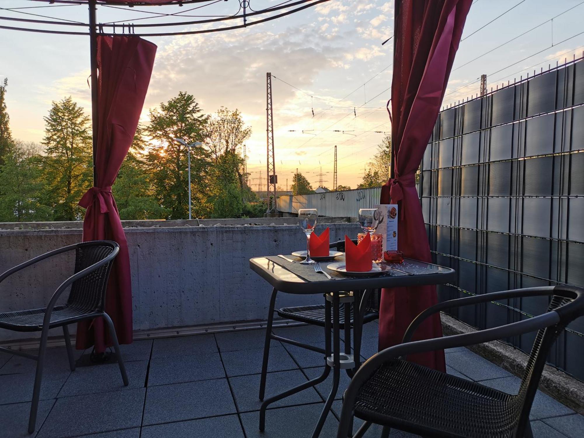 Minsu Hotel Mülheim an der Ruhr Eksteriør billede